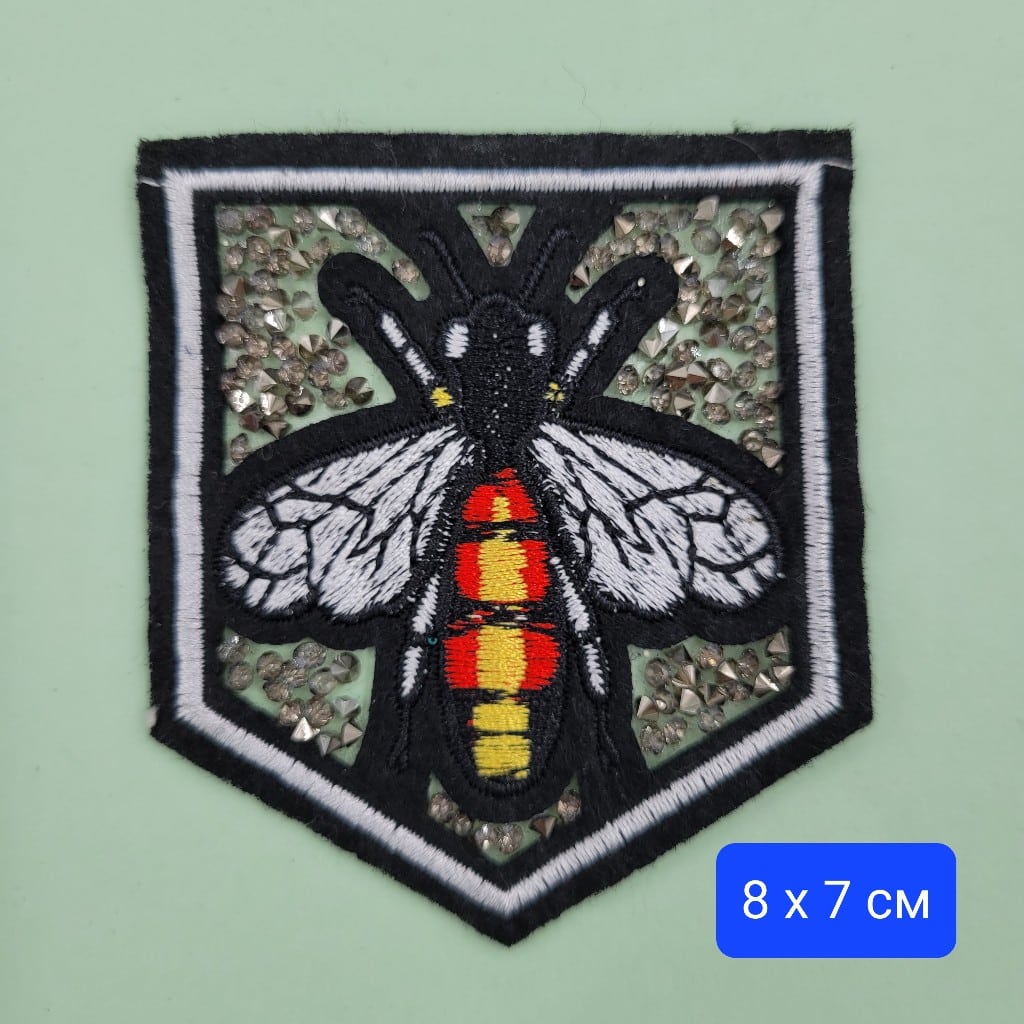 1 брой Апликация с камъни / 8х7 см / 0179