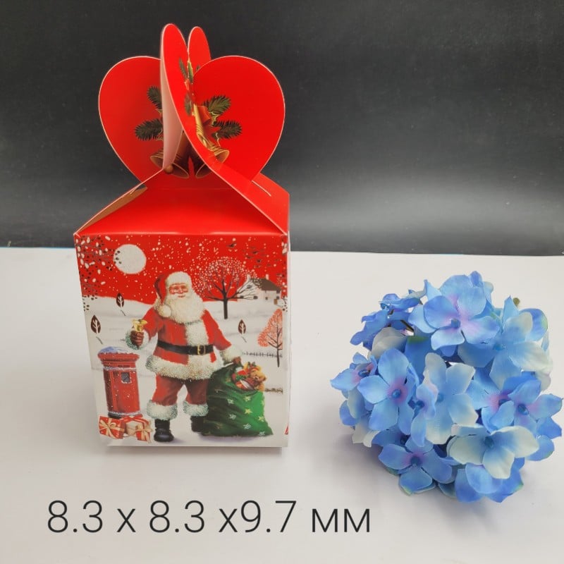 Подаръчна коледна кутия 8,3х8,3х9,7 см 03852