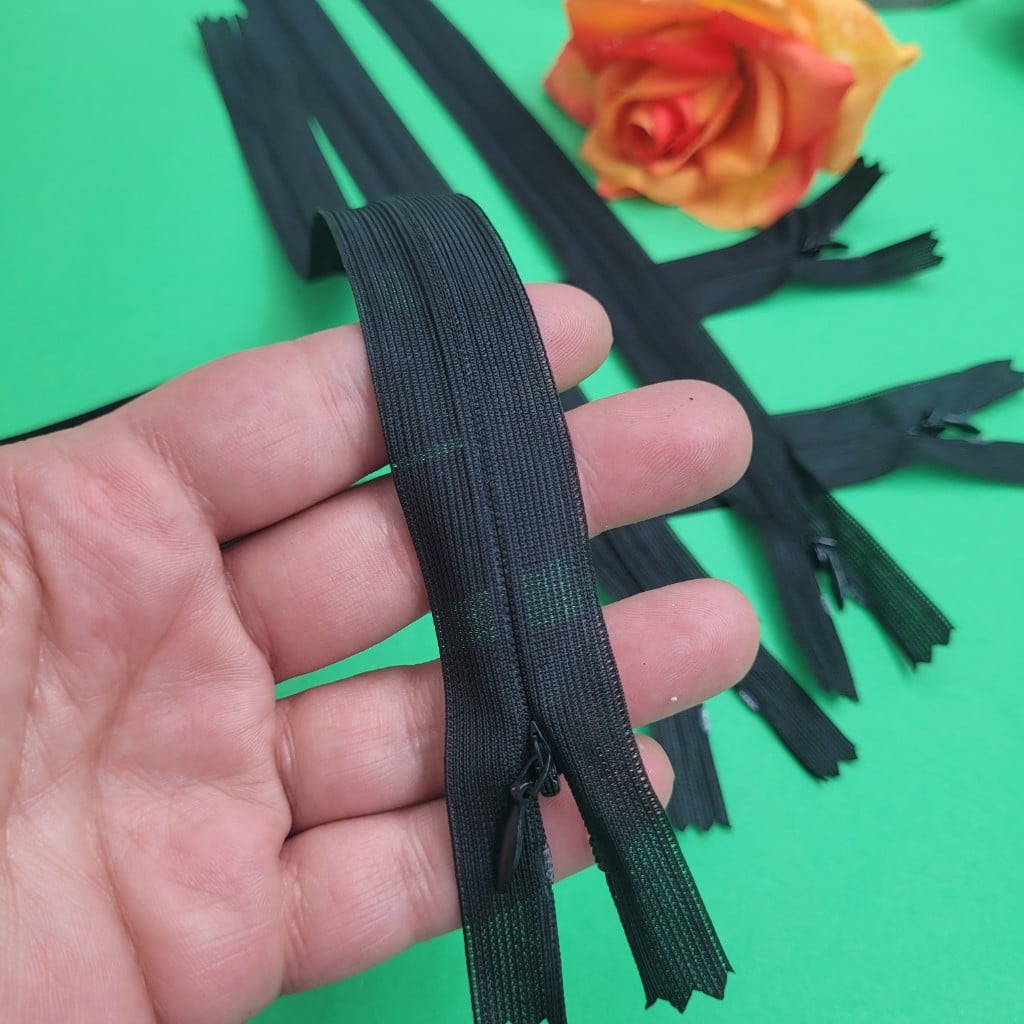 10 броя Скрит цип / 35 см / - Черен 04737