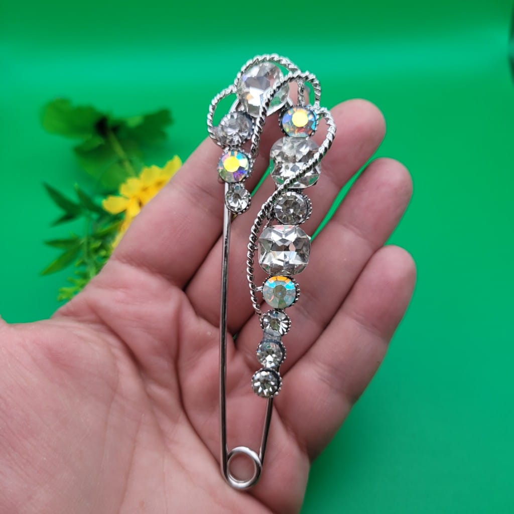 Брошка Безопасна игла с кристални камъни / 10 х 3 см / 01019