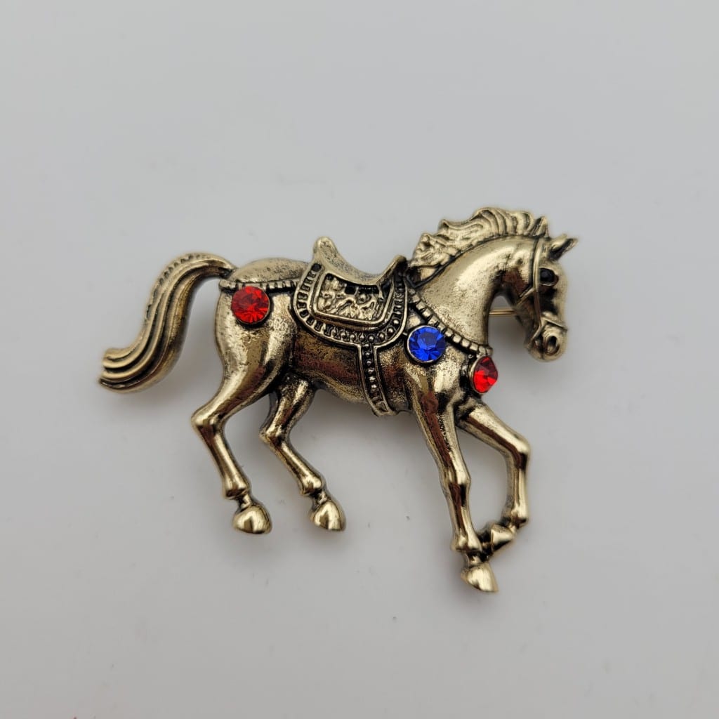 Брошка Конче с кристални камъни / 5 х 4 см / 05038