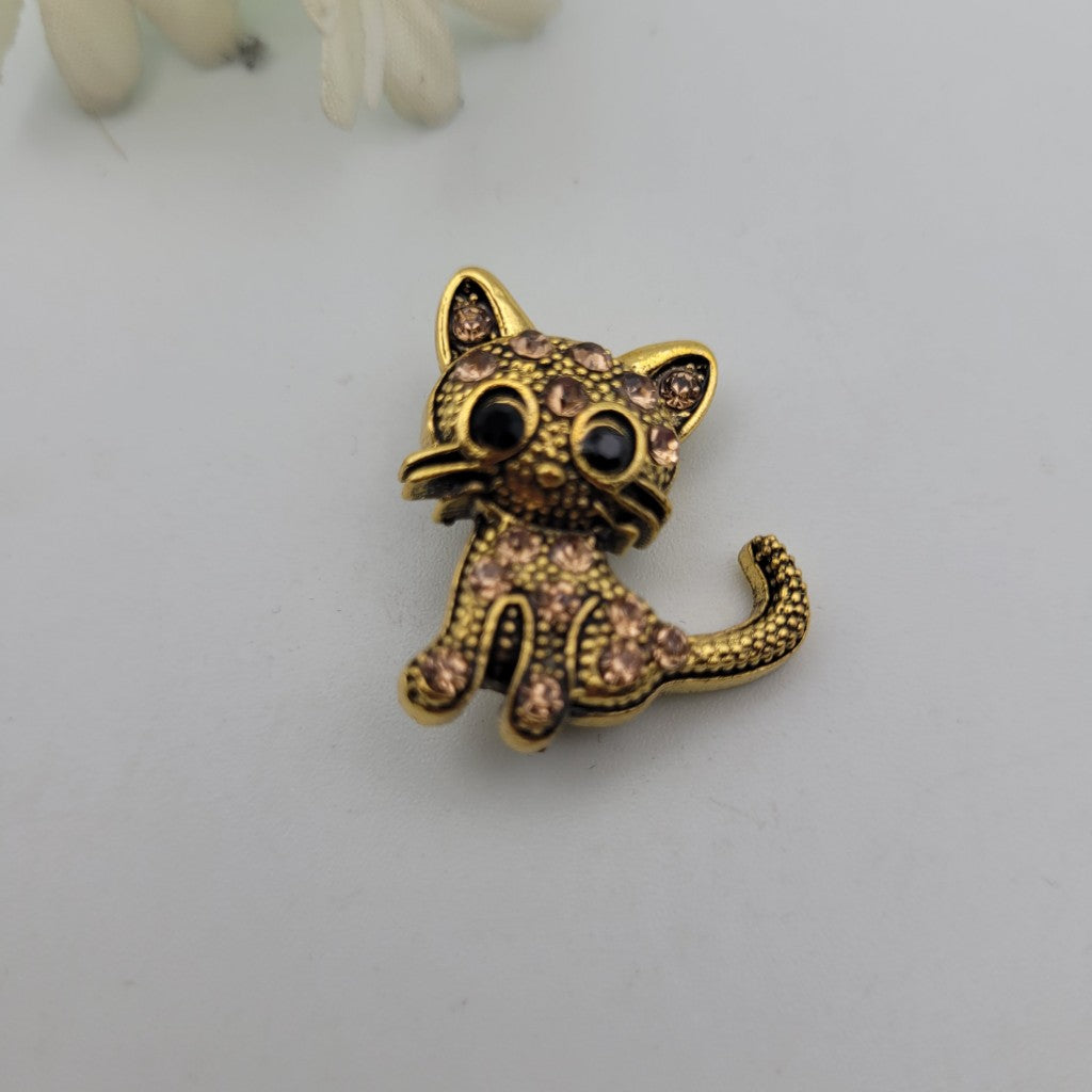Брошка коте с кристални камъни /3х2см/ - старо злато 05696