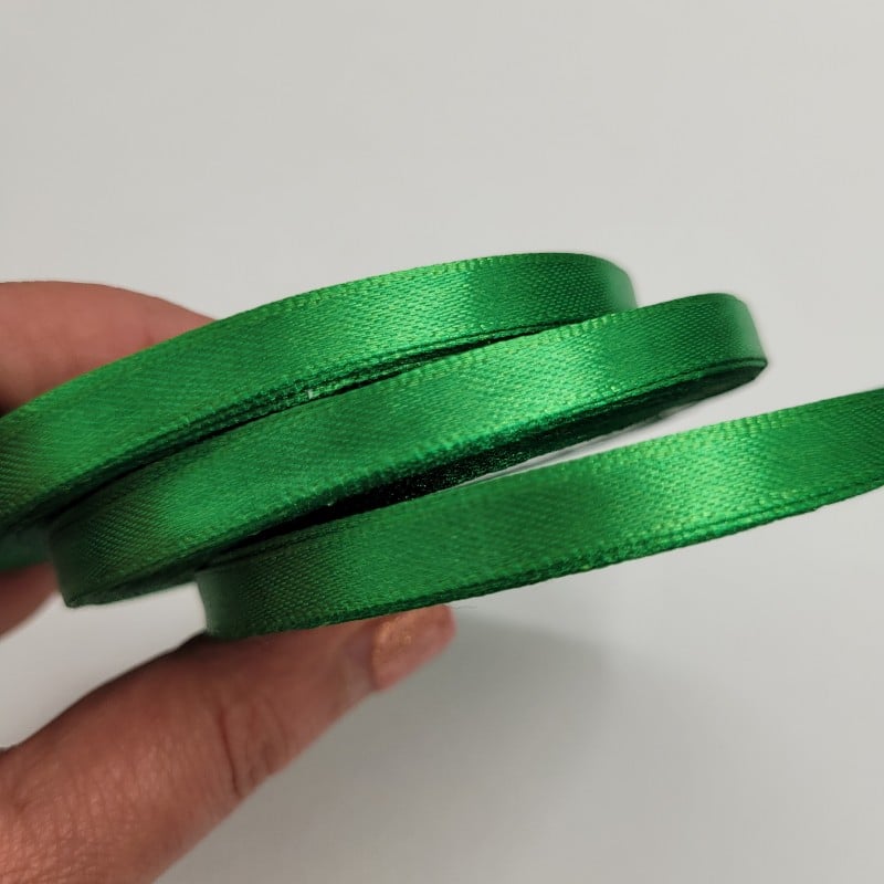 23 метра Сатенена лента / 6 мм / - Зелена    02072