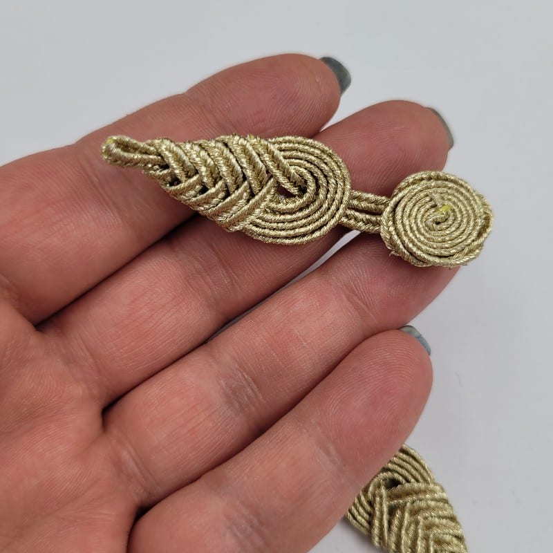 1 брой Декоративно копче / 4 х 2,5 см / - Златисто    02687