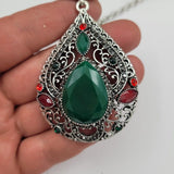 Колие  със  зелени  камъни    02771