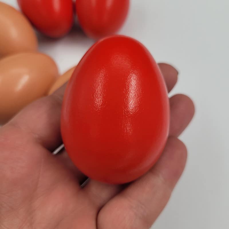 1 брой Дървено яйце / 6 х 4,5 см / - различни цветове       02875