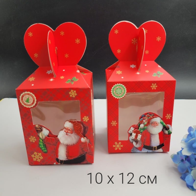 Коледна кутия с прозорец   10 х 12 см           03853