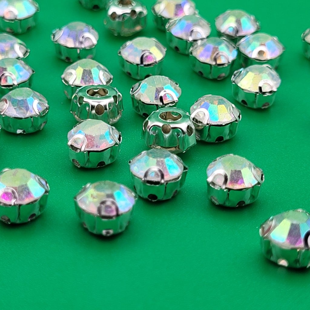 70 броя Кристални камъни в метално гнездо / 8 х 6 мм / - Хамелеон     04506