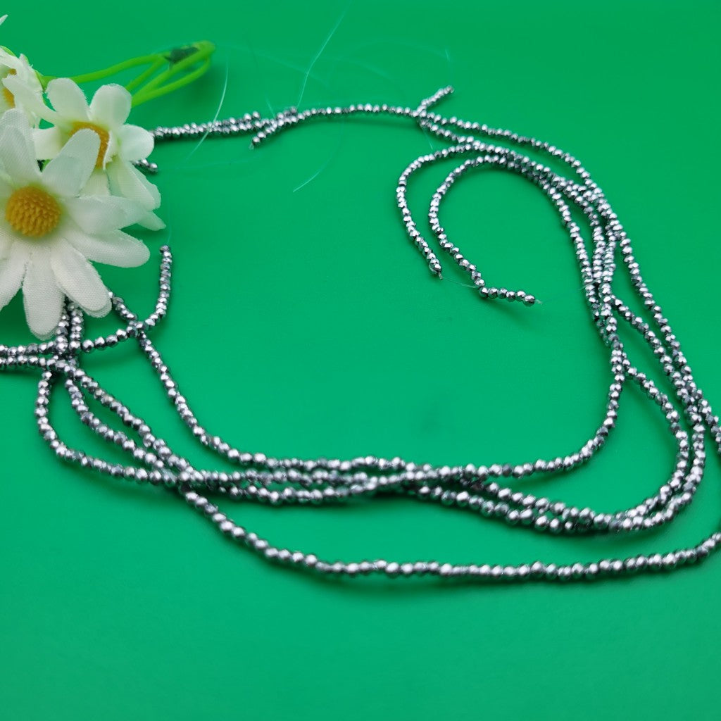 140 броя Фасетиран хематит /3мм/-сребрист  05526