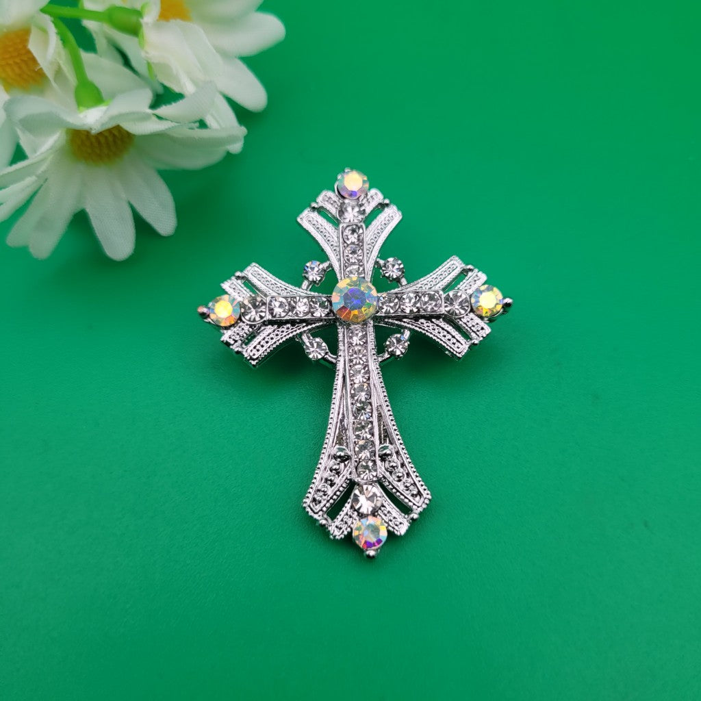 Брошка кръст с кристални каъни /5х4см/   05539