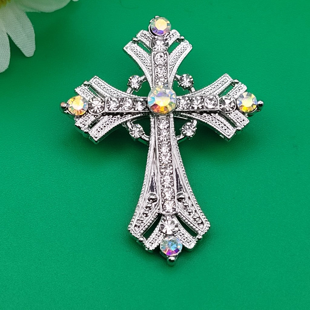 Брошка кръст с кристални каъни /5х4см/   05539