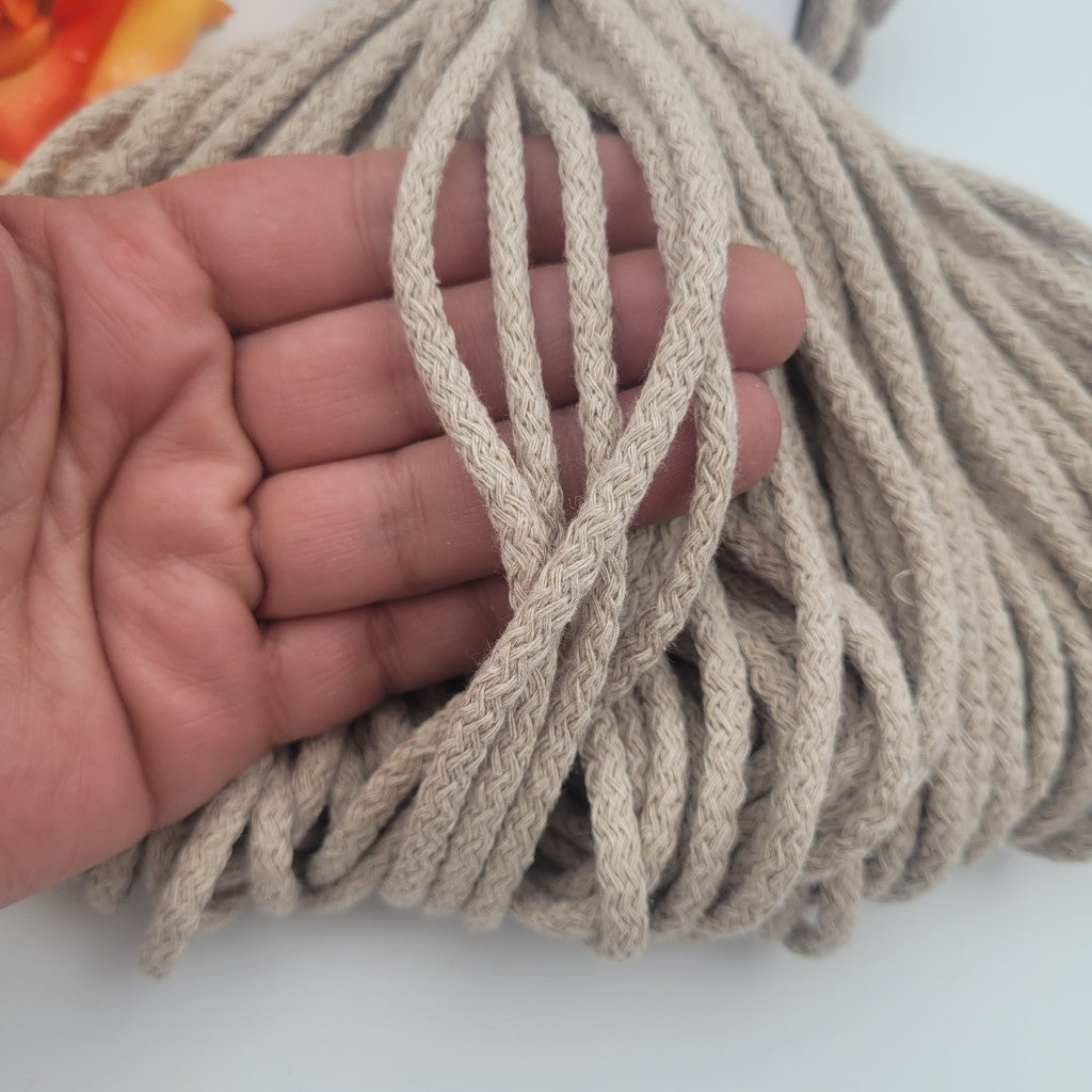 67 метра / 250 грама Макраме прежда YarnArt Macrame Braided /5мм/-бежова   05765
